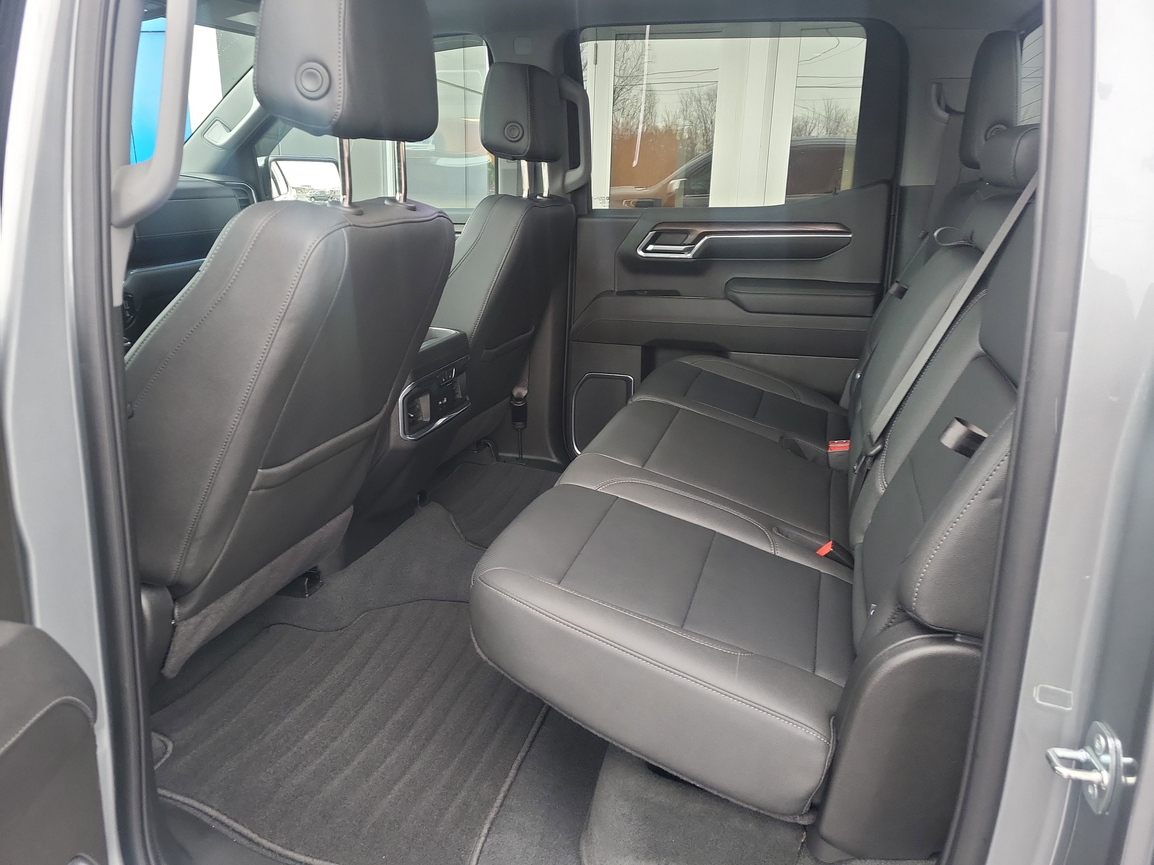 Certified 2023 GMC Sierra 1500 SLT w/ SLT Premium Package image 11