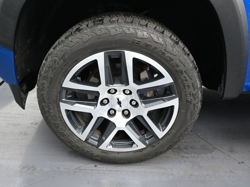 Used 2023 Chevrolet Colorado Z71 w/ Z71 Convenience Package 2 image 9