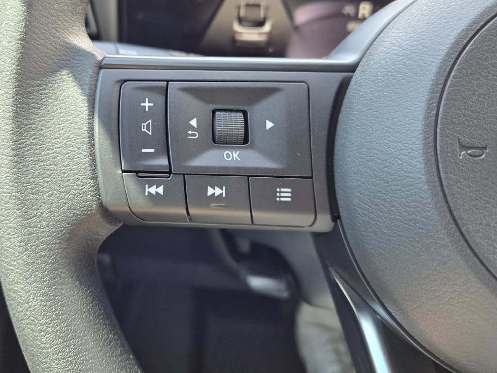 New 2027 Nissan Kicks SV w/ Cold Weather Package FWD image 19