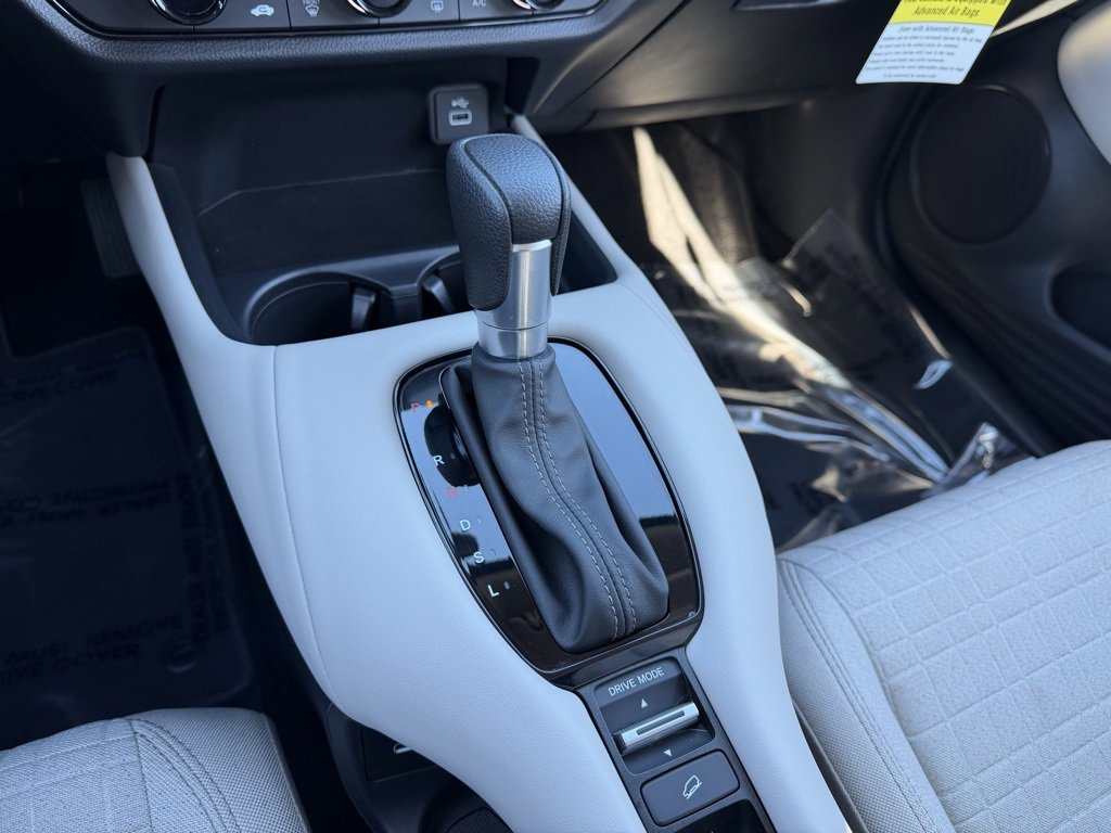 Used 2025 Honda HR-V LX image 24