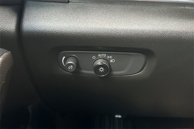 Used 2023 Chevrolet Traverse LT image 31