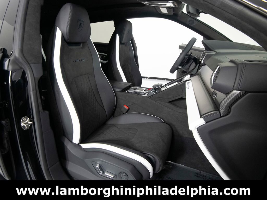 Used 2024 Lamborghini Urus S image 36