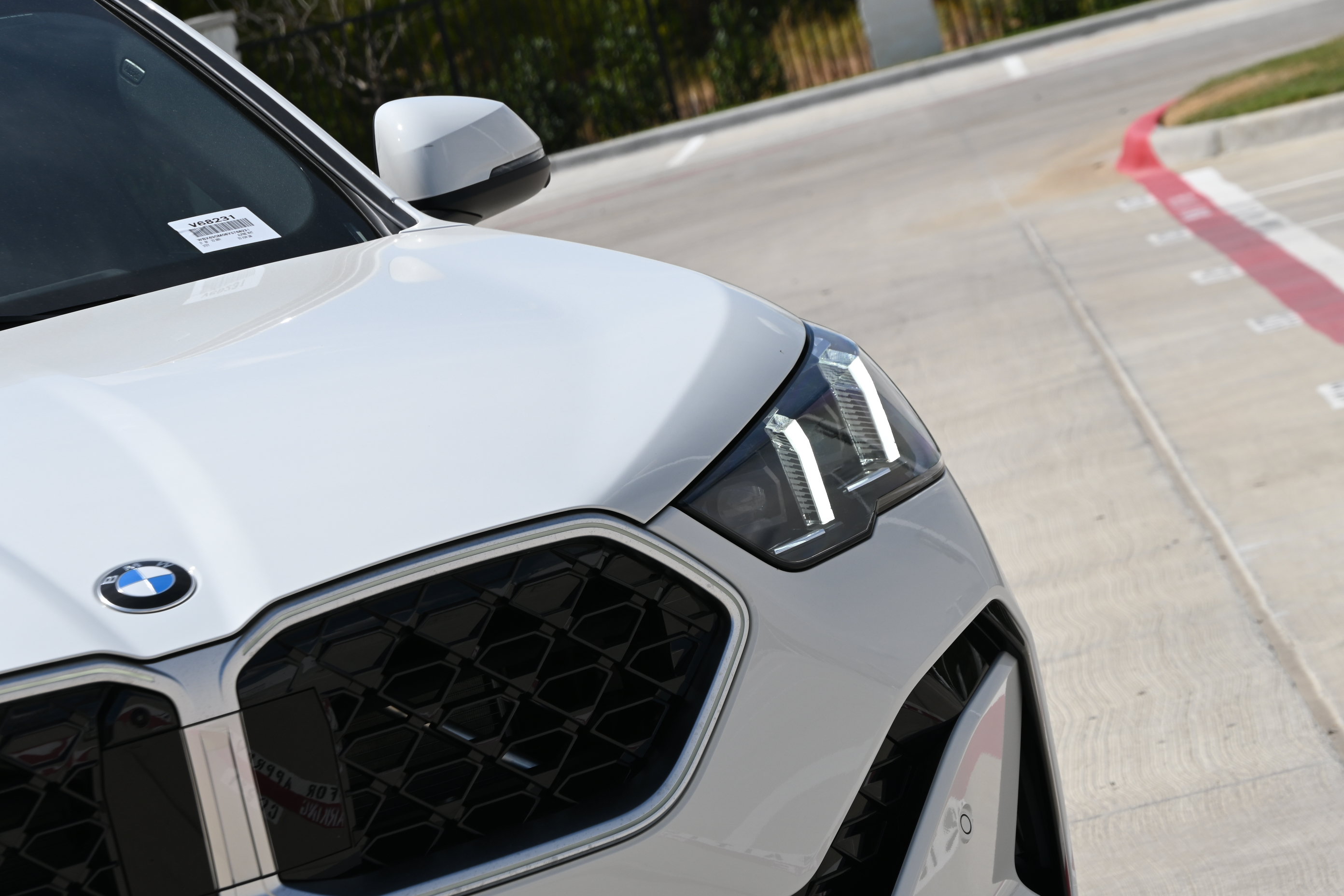 New 2027 BMW X2 xDrive28i AWD/4WD image 9