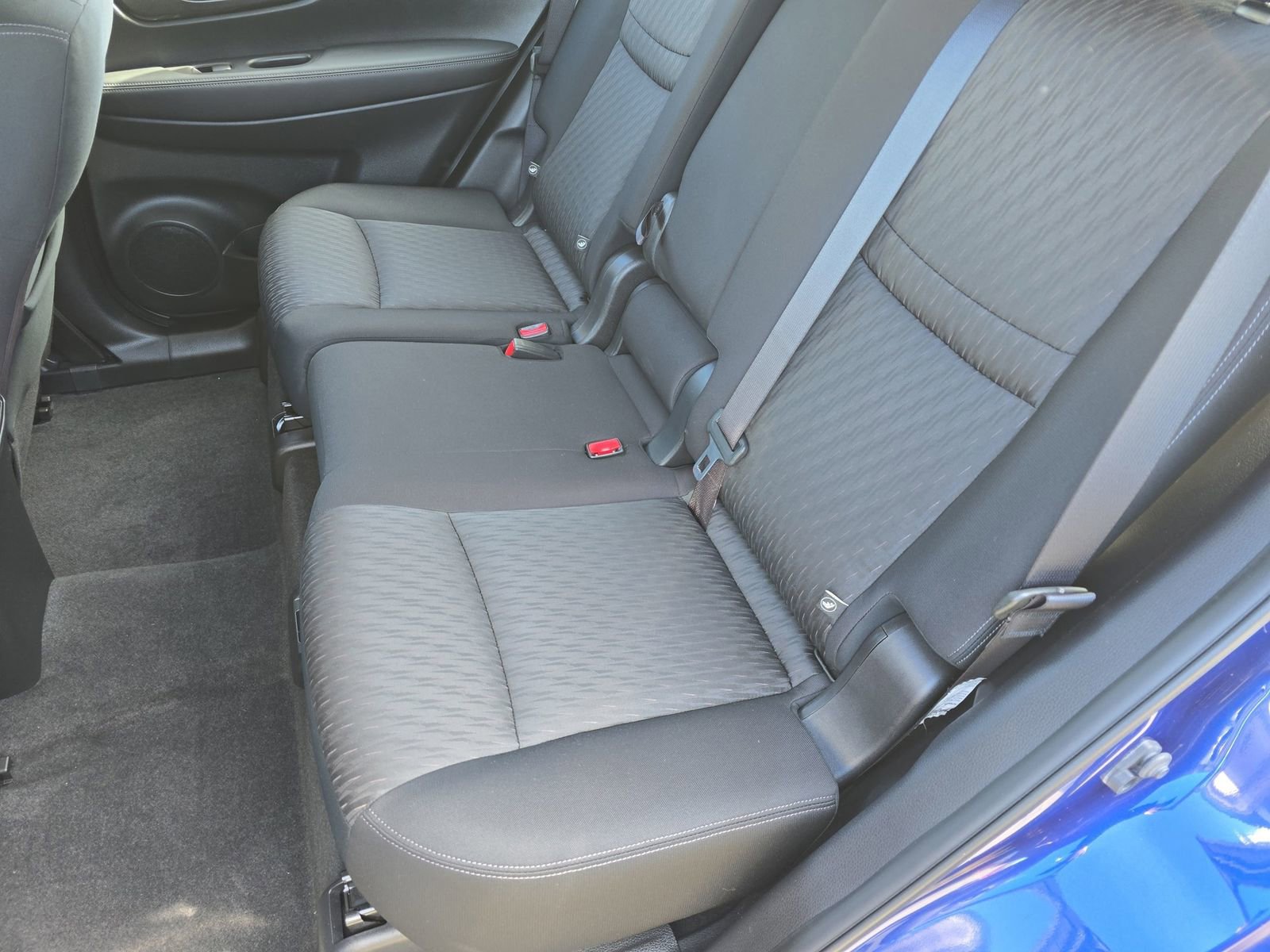 Used 2020 Nissan Rogue S image 17