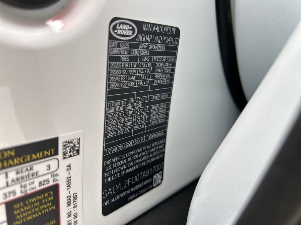 New 2026 Land Rover Range Rover Velar Dynamic SE image 30