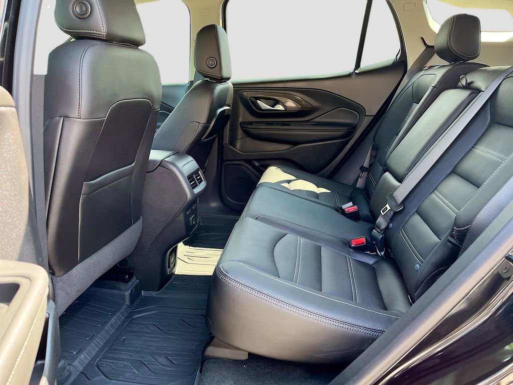 Used 2024 GMC Terrain Denali w/ Denali Premium Package AWD/4WD image 24