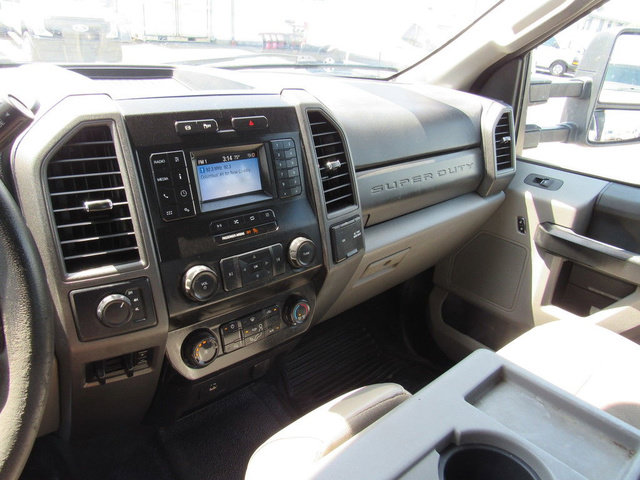 Used 2021 Ford F550 4x4 Crew Cab Super Duty image 35