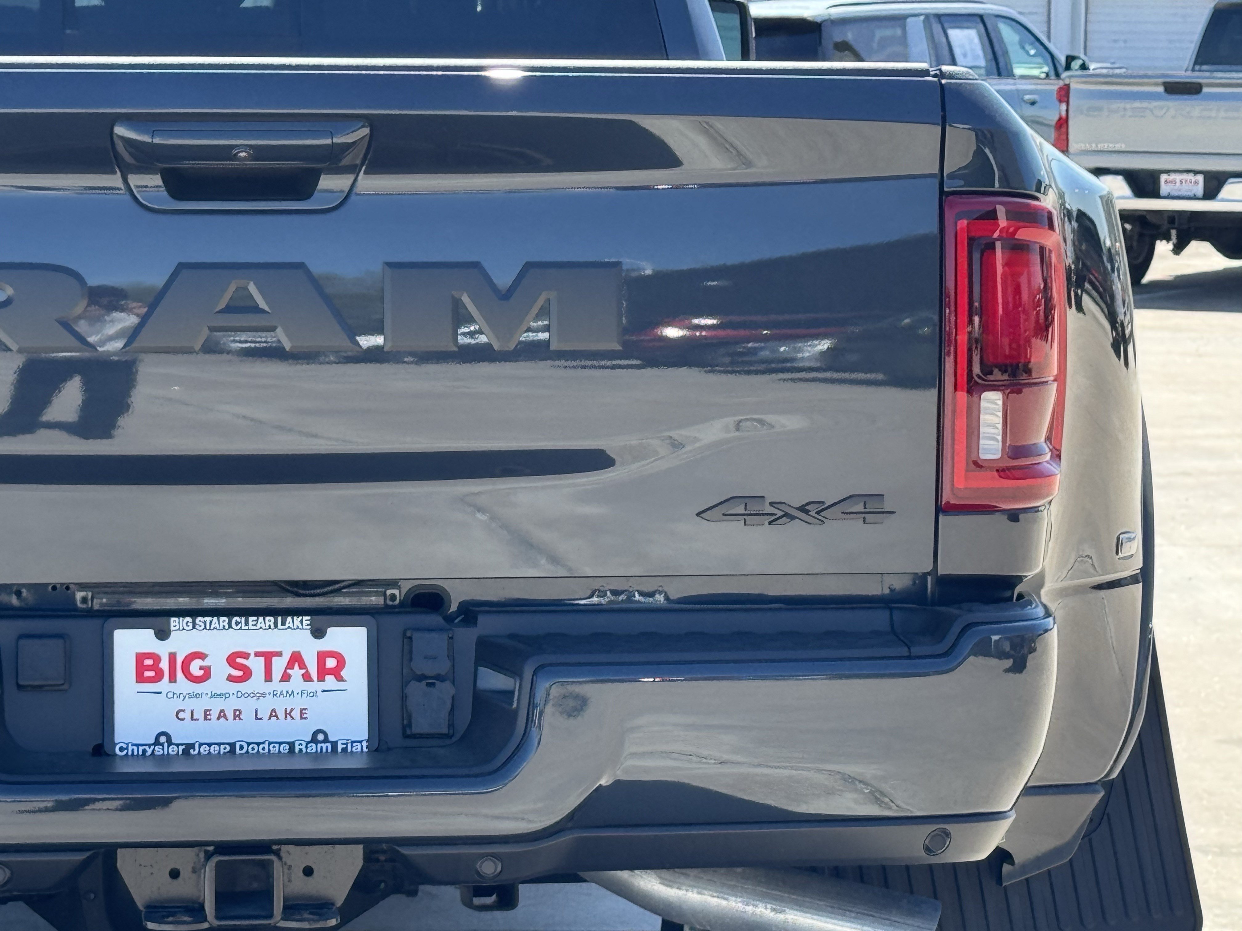 New 2026 RAM 3500 Limited AWD/4WD image 10