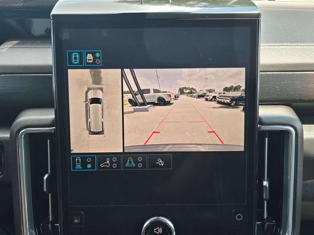 Certified 2025 GMC Yukon XL Denali AWD/4WD image 20