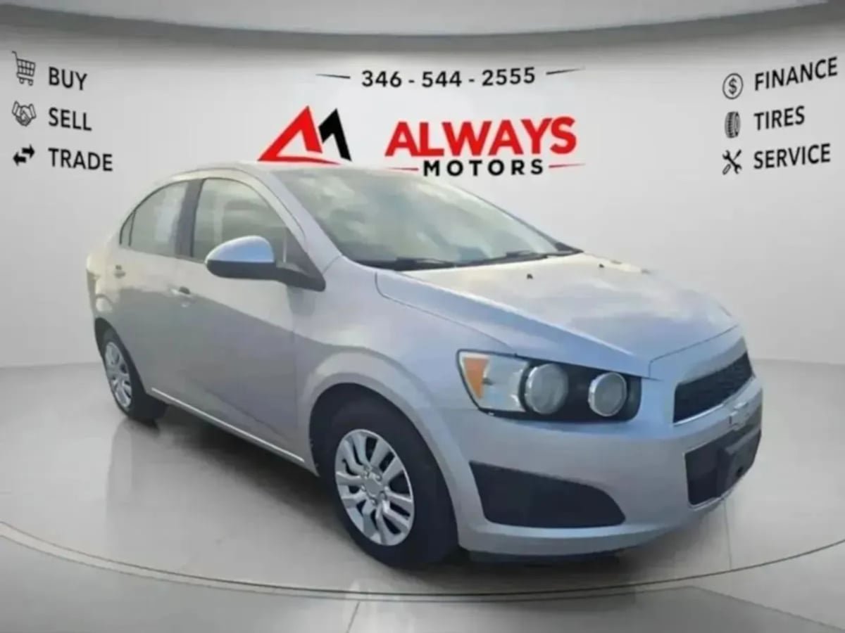 Used 2013 Chevrolet Sonic LS FWD image 11