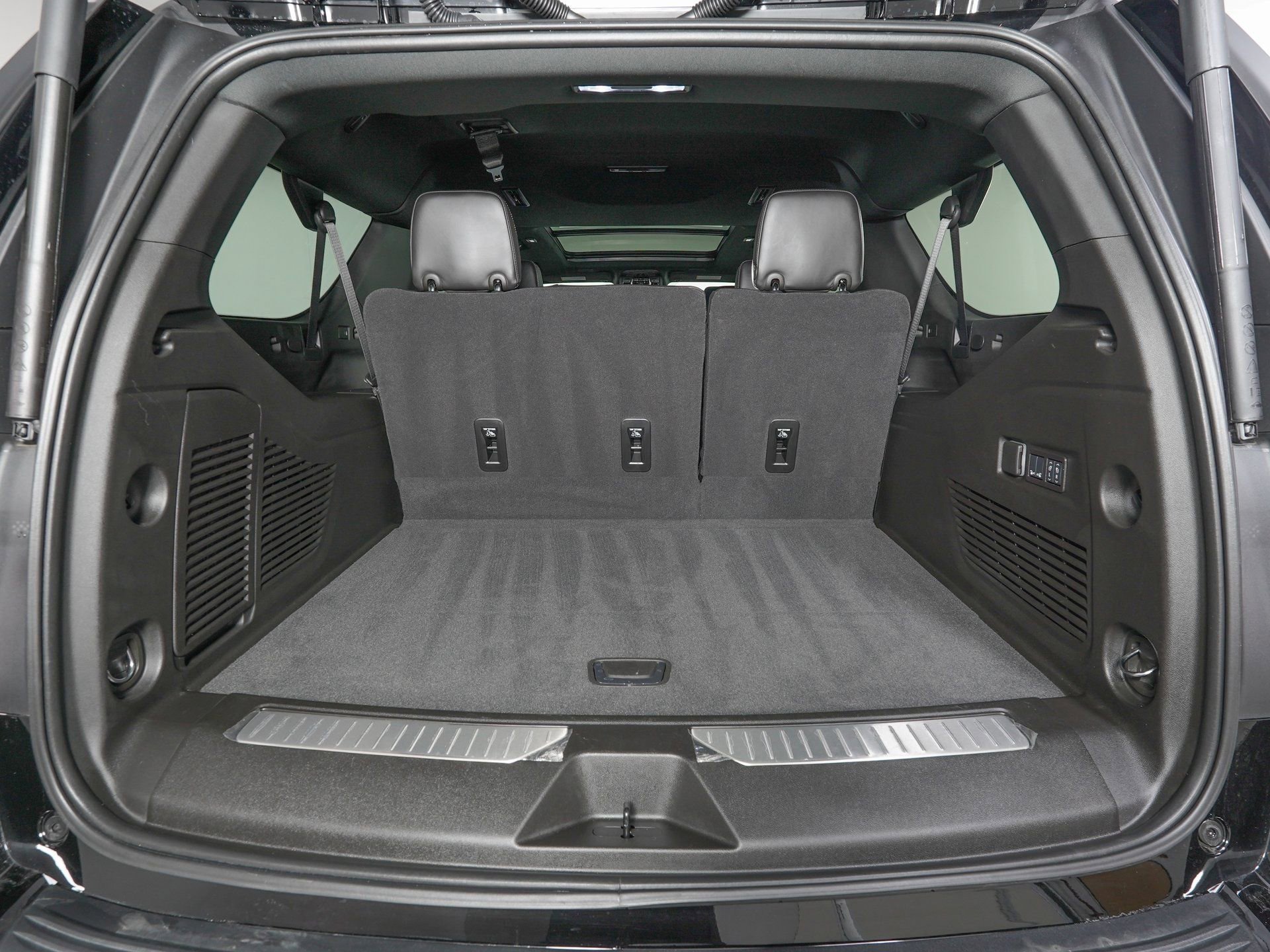 Used 2026 GMC Yukon XL AT4 Ultimate image 13