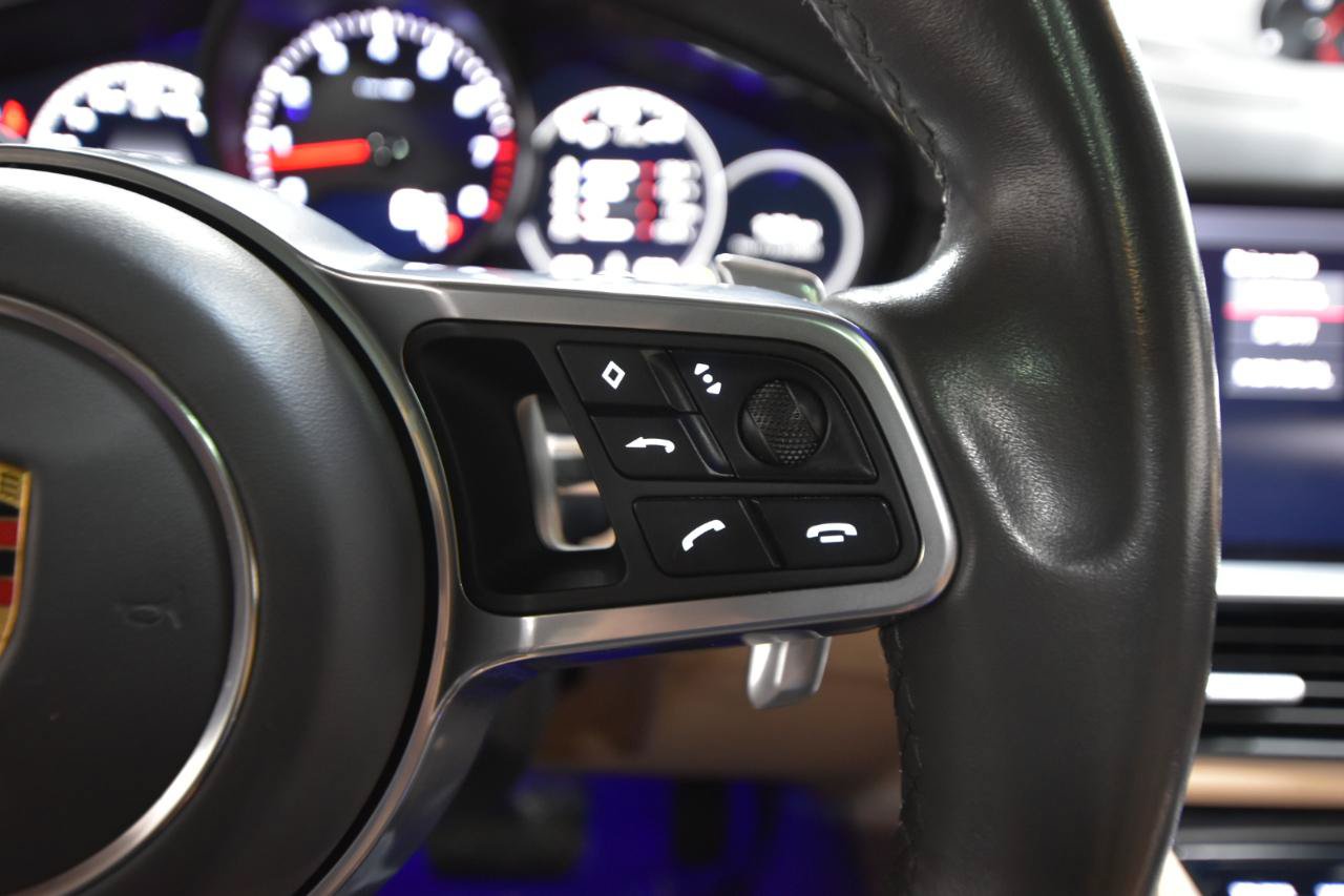 Used 2021 Porsche Cayenne AWD/4WD image 14