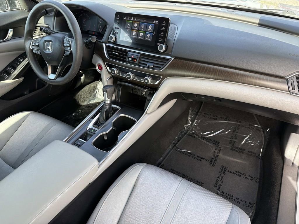 Used 2019 Honda Accord EX image 27