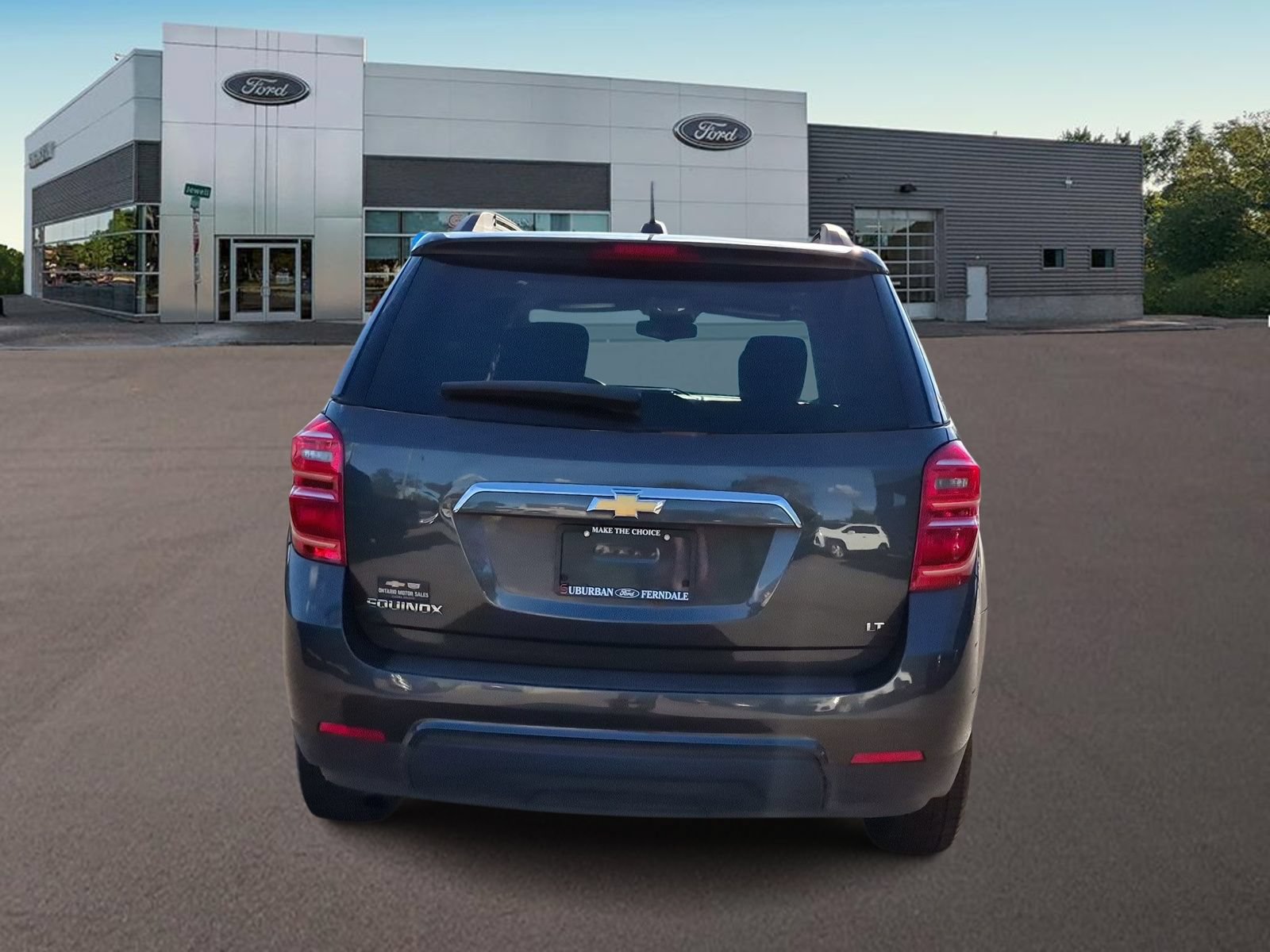 Used 2017 Chevrolet Equinox LT FWD image 8