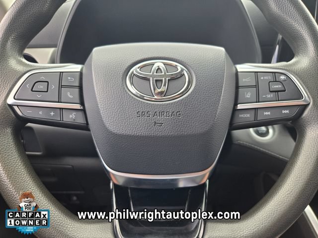 Used 2021 Toyota Highlander L FWD image 26