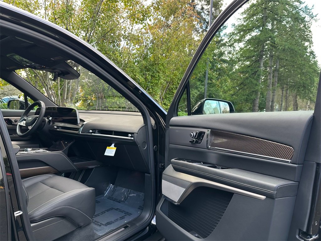 New 2026 Cadillac Vistiq Sport image 11