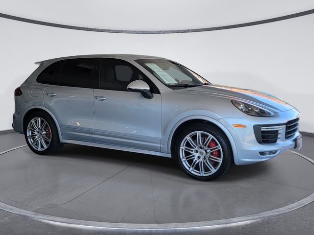 Used 2016 Porsche Cayenne GTS AWD/4WD image 2