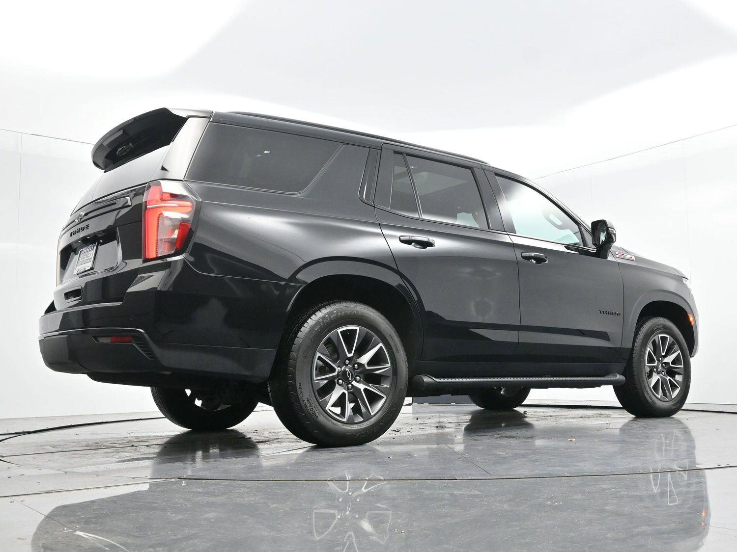 Used 2023 Chevrolet Tahoe Z71 w/ Luxury Package AWD/4WD image 51