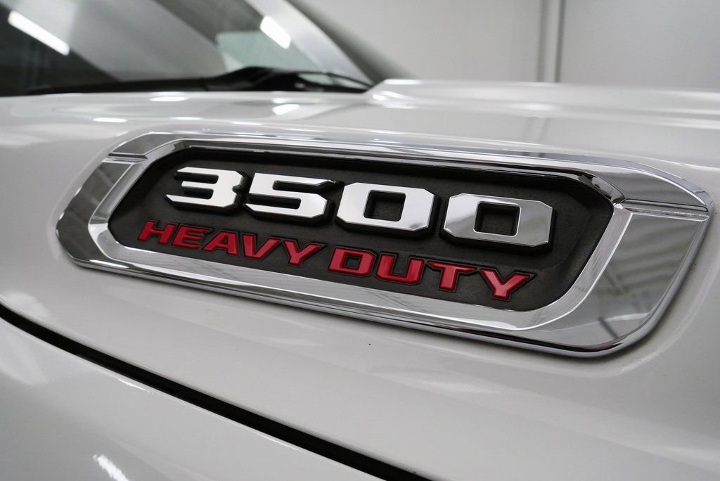 Used 2021 RAM 3500 Big Horn image 11