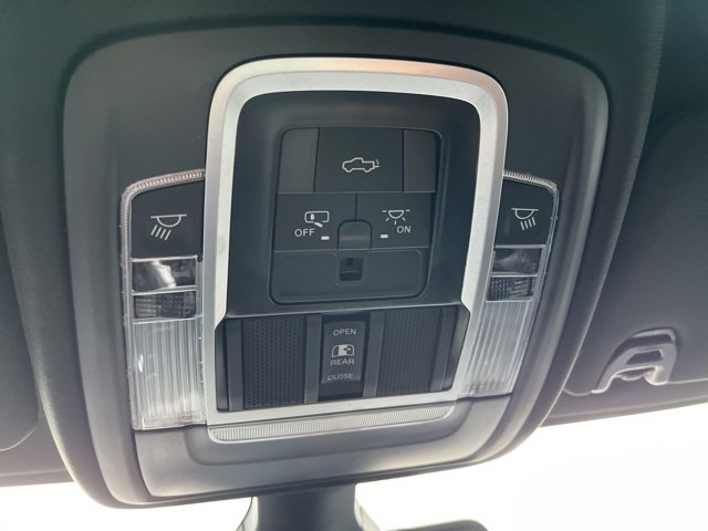 Used 2022 RAM 3500 Laramie w/ Night Edition image 30