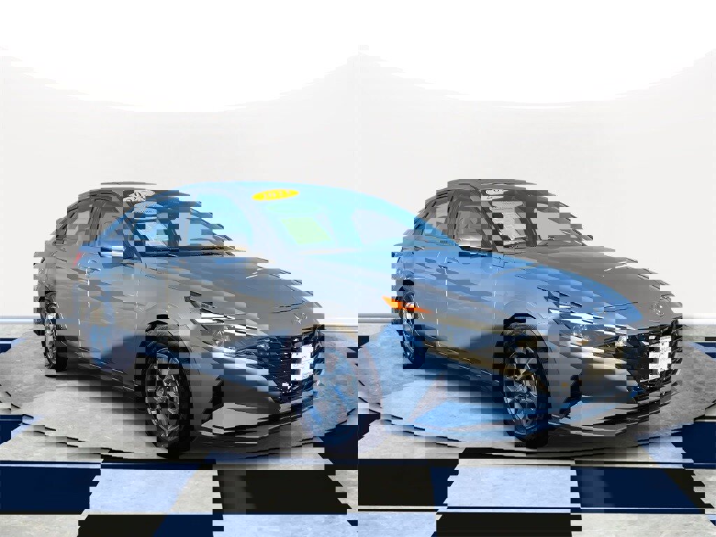 Certified 2023 Hyundai Elantra SE