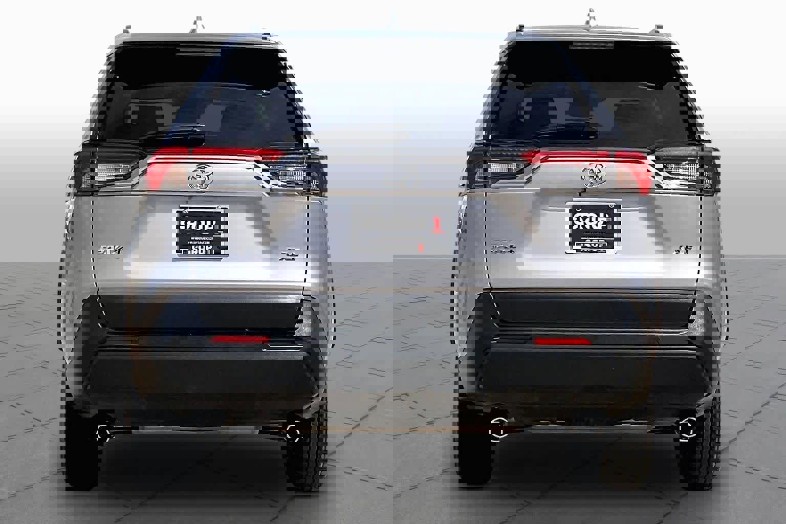 Used 2025 Toyota RAV4 XLE image 6