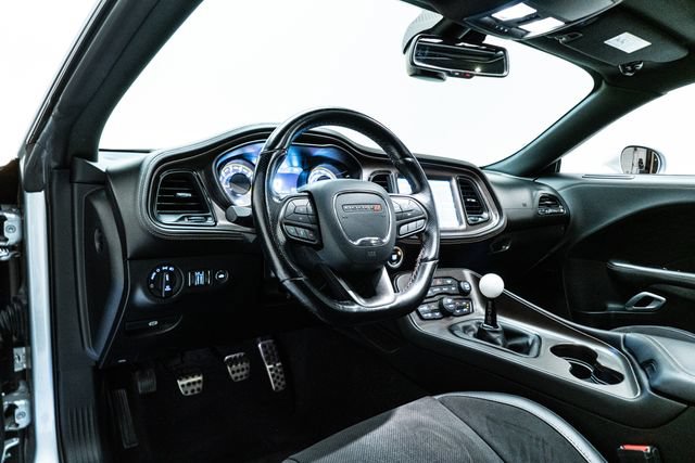Used 2020 Dodge Challenger R/T Scat Pack RWD image 23