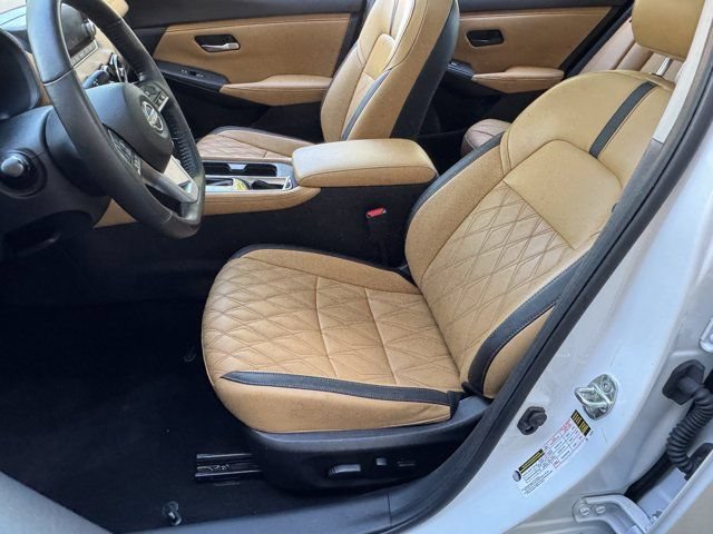 Used 2025 Nissan Sentra SV w/ SV Premium Package FWD image 29
