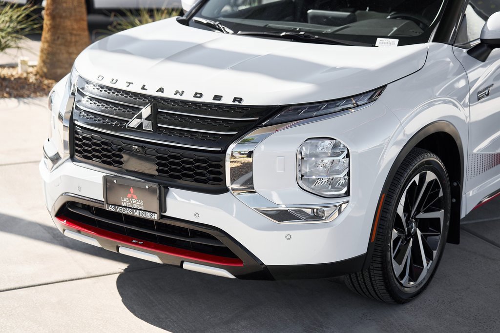 Used 2024 Mitsubishi Outlander Ralliart image 5
