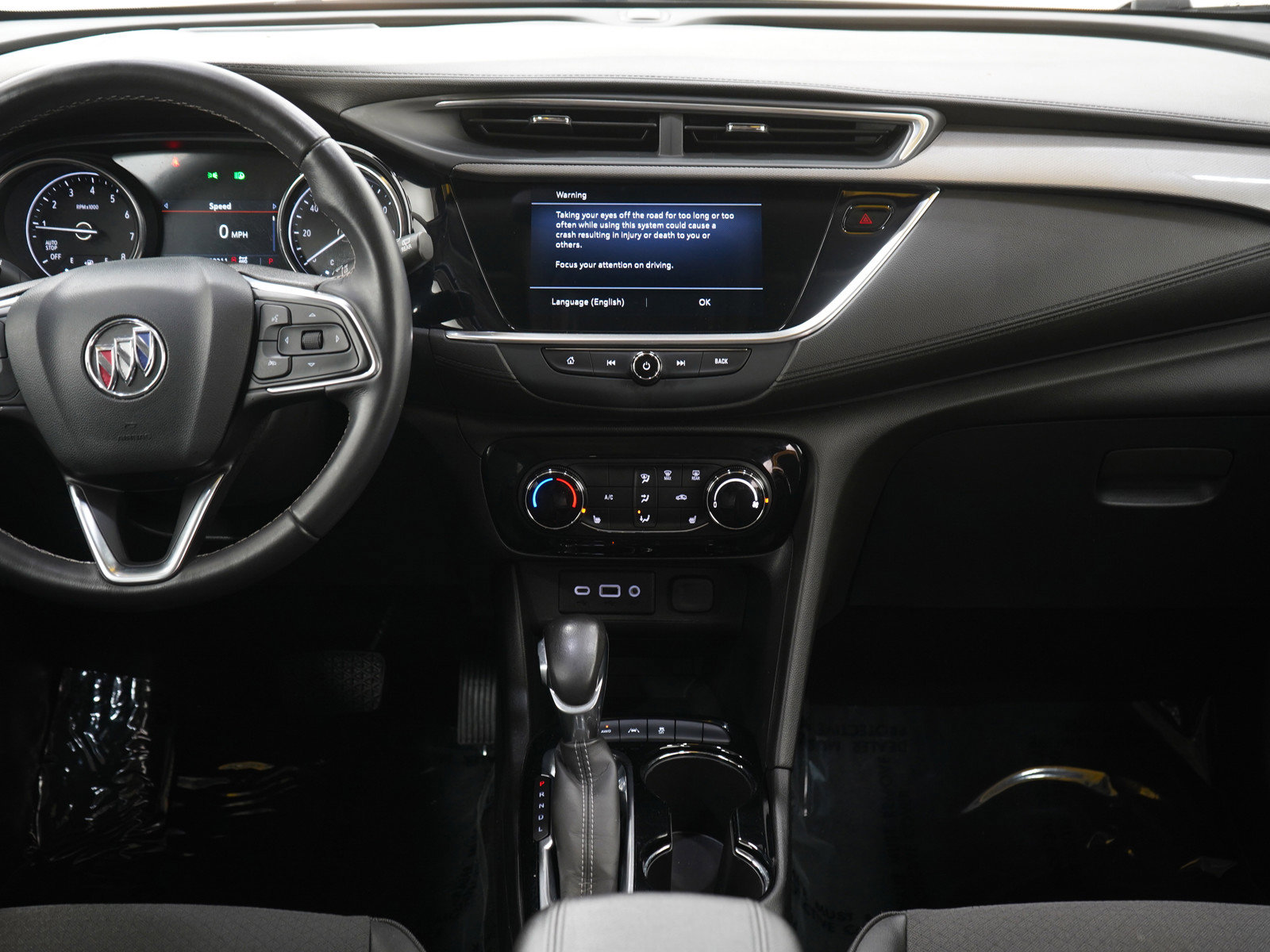 Used 2020 Buick Encore GX Preferred w/ Cold Weather Comfort Package image 16