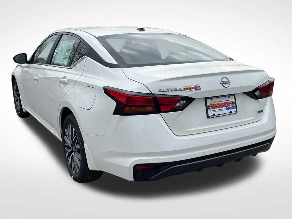 New 2026 Nissan Altima 2.5 SV image 3