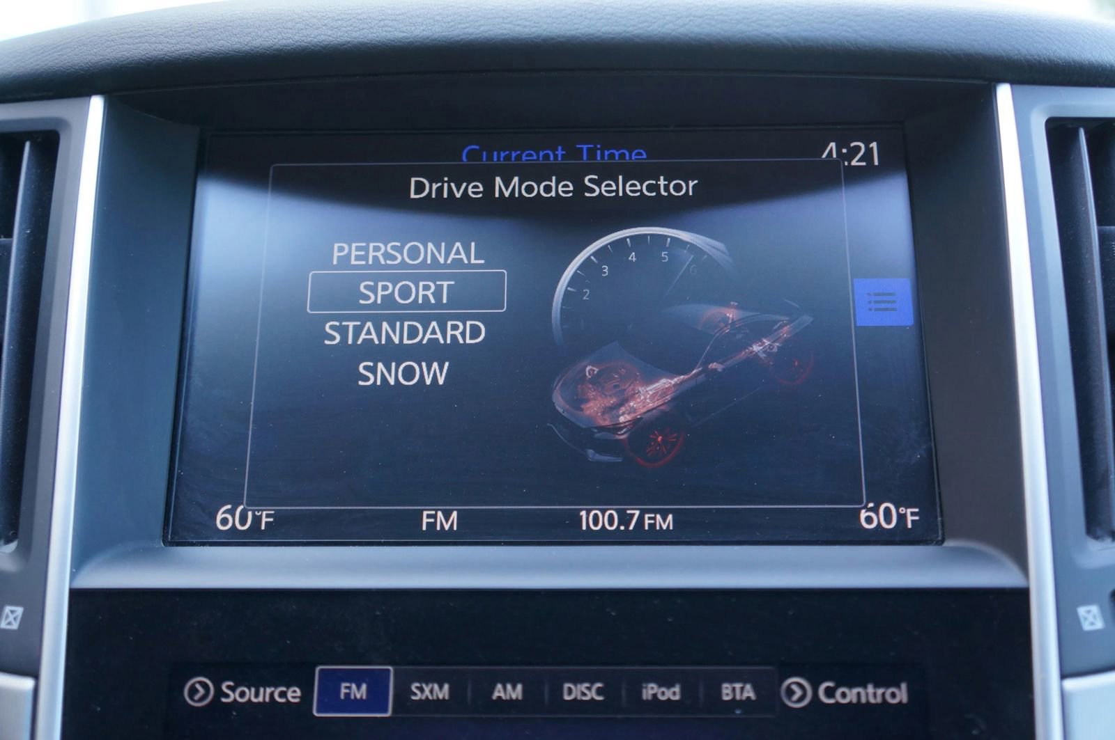 Used 2018 INFINITI Q60 2.0t w/ Cargo Package RWD image 30