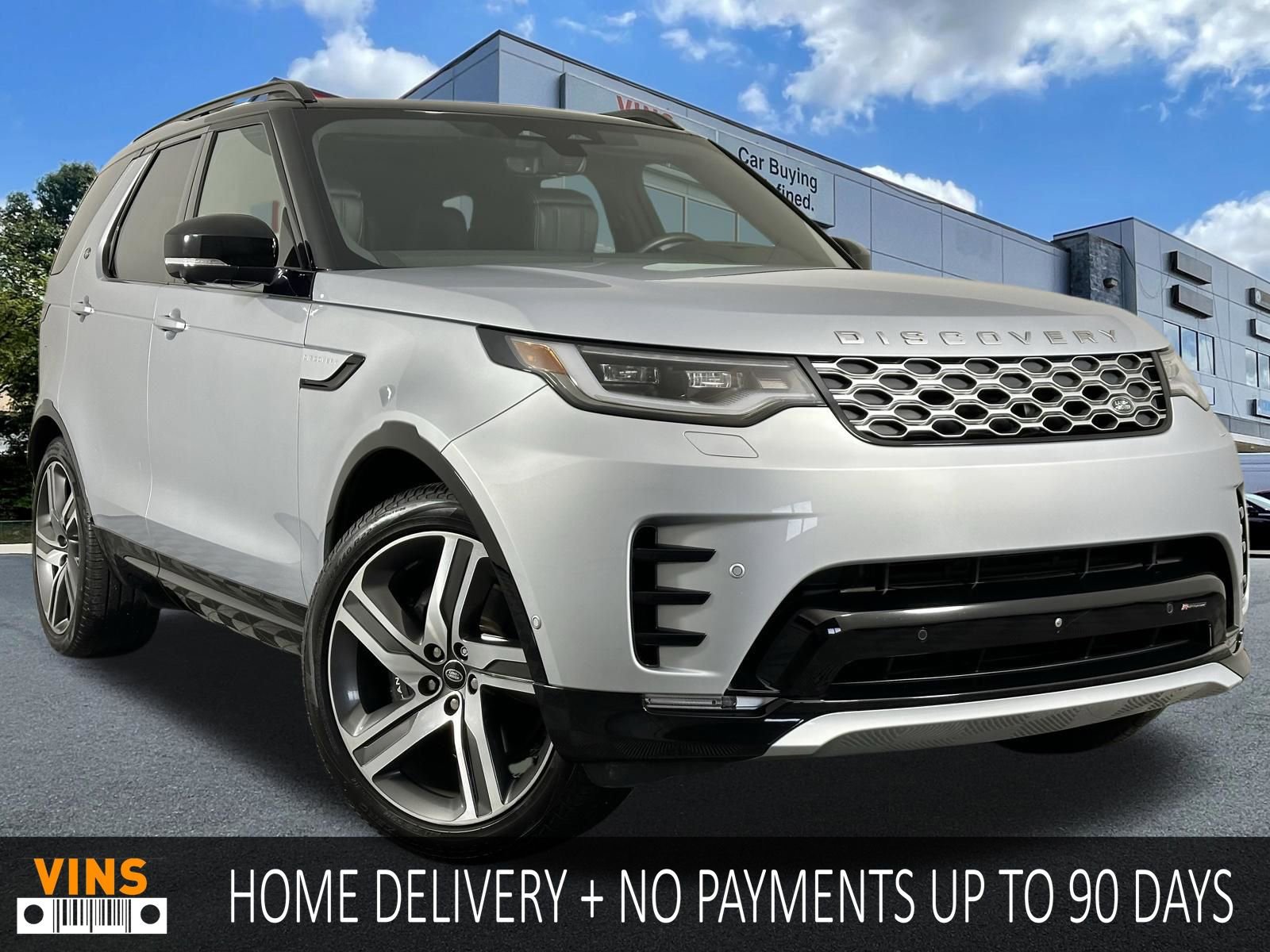 Used 2023 Land Rover Discovery Metropolitan Edition image 1