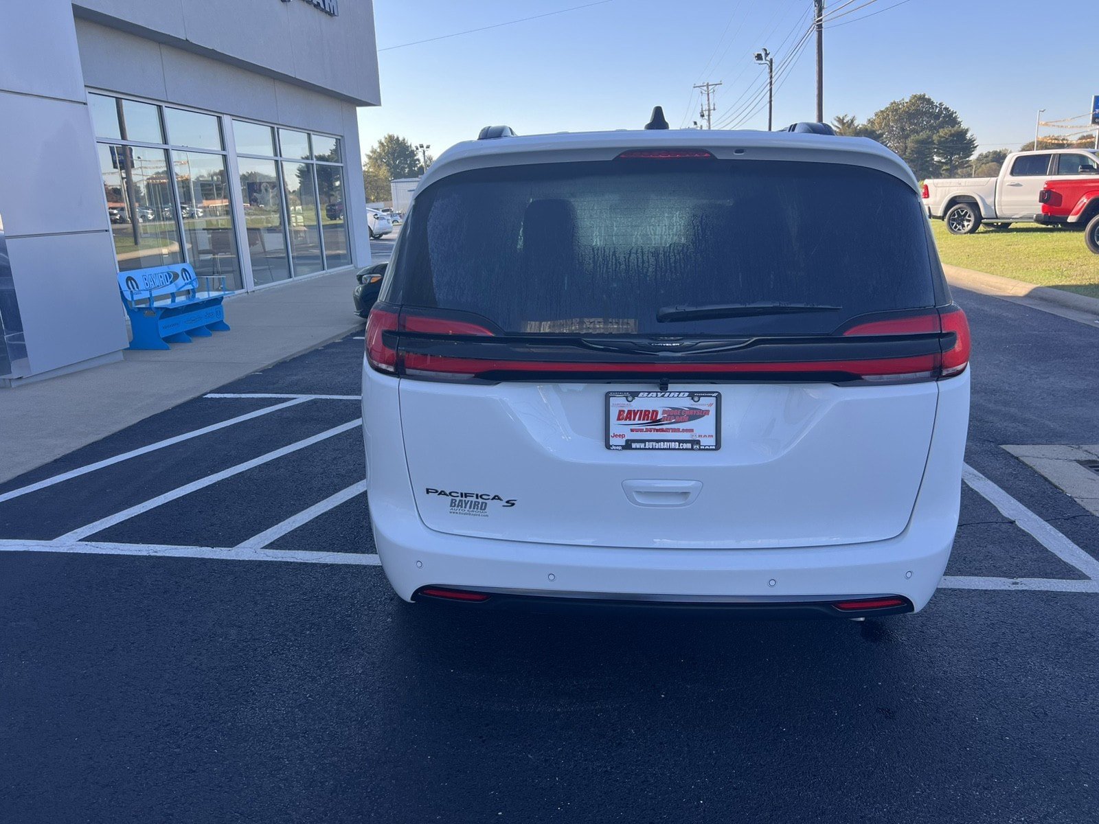 New 2026 Chrysler Pacifica Select w/ S Appearance Package image 6