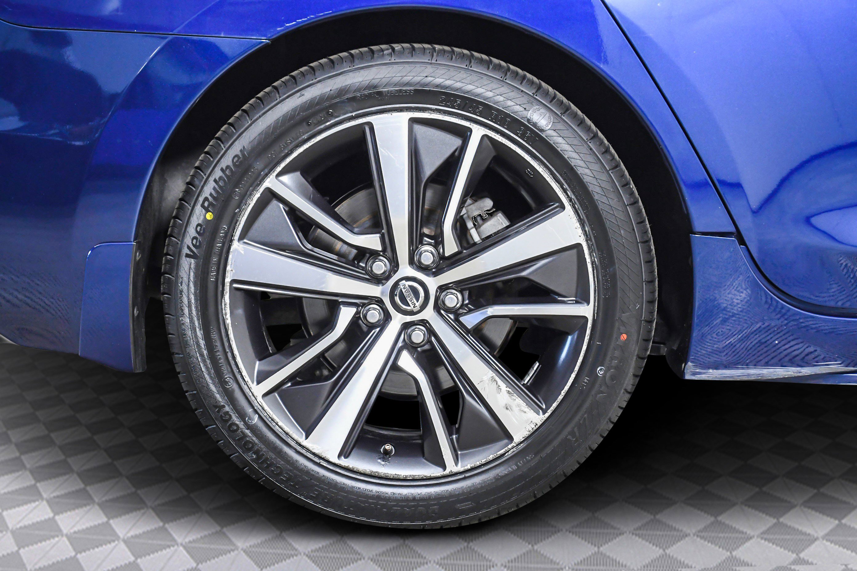 Used 2019 Nissan Maxima 3.5 SL w/ Floor Mat Group image 30