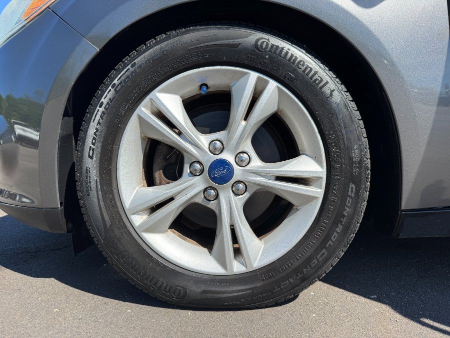 Used 2014 Ford Focus SE FWD image 13