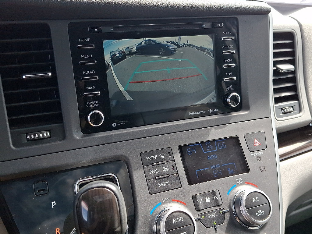Certified 2020 Toyota Sienna XLE w/ XLE Navigation Package FWD image 20