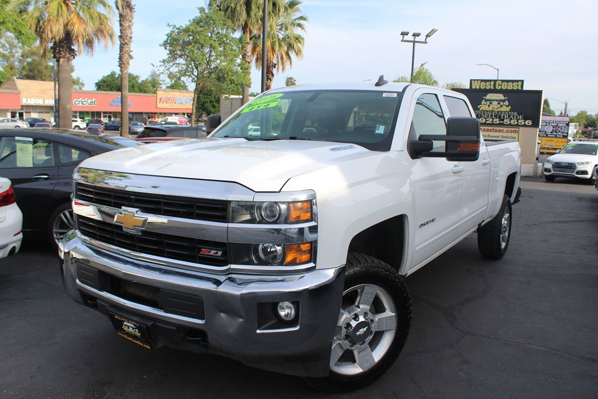 Used 2016 Chevrolet Silverado 2500 LT w/ LT Convenience Package AWD/4WD image 34