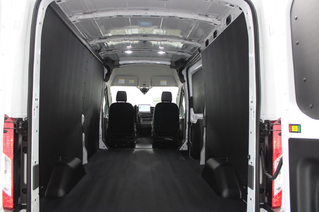 New 2026 Ford Transit 250 148 Medium Roof w/ Load Area Protection Package RWD image 13