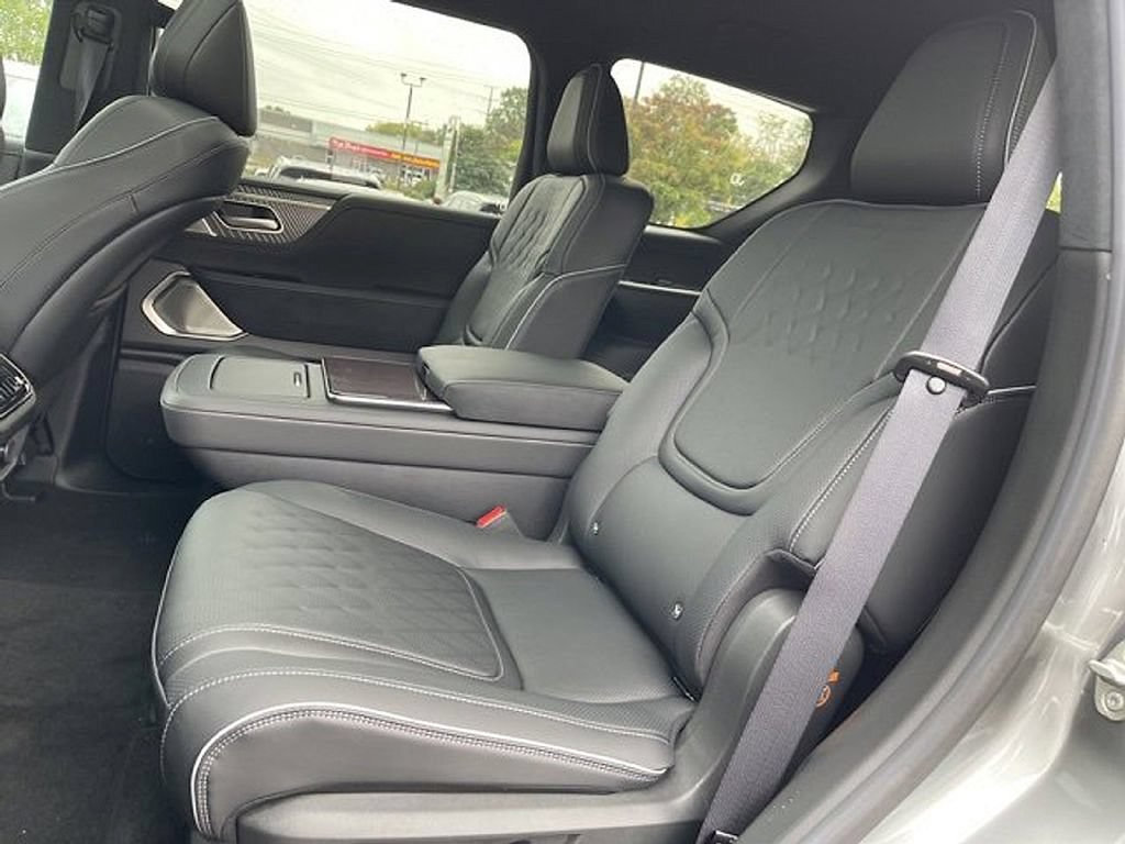 New 2025 INFINITI QX80 Autograph AWD/4WD image 27