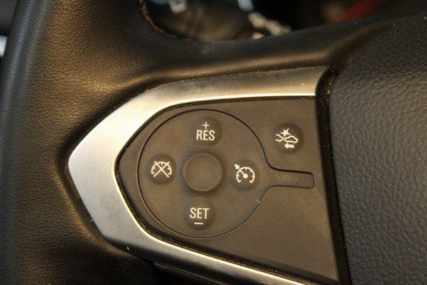 Used 2023 Chevrolet Traverse LT image 24