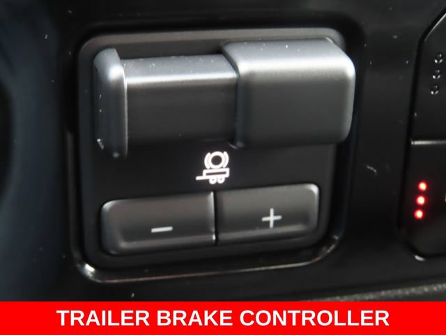 Used 2025 Chevrolet Silverado 2500 LT w/ Convenience Package AWD/4WD image 37