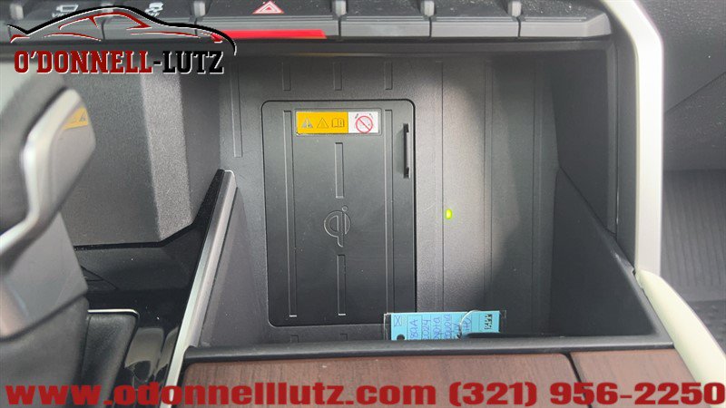 Used 2024 Toyota Sequoia Capstone RWD image 30