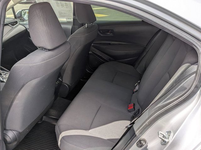 Used 2025 Toyota Corolla LE FWD image 14