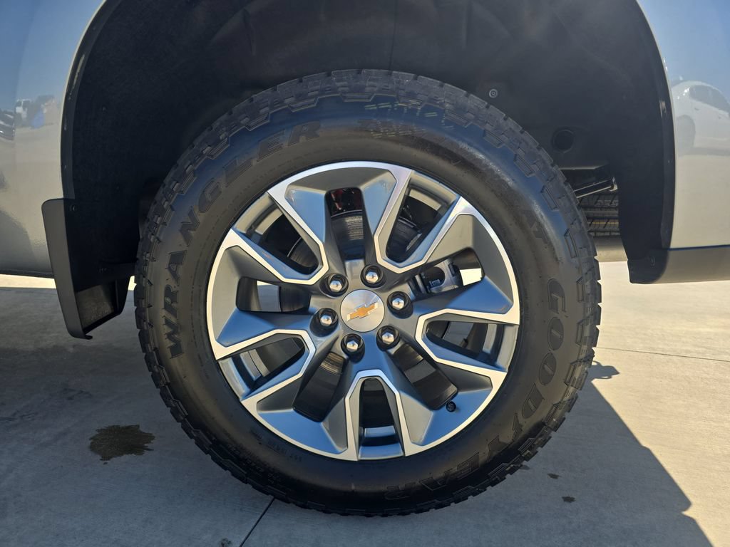 New 2026 Chevrolet Silverado 1500 LT w/ All Star Edition Plus AWD/4WD image 32