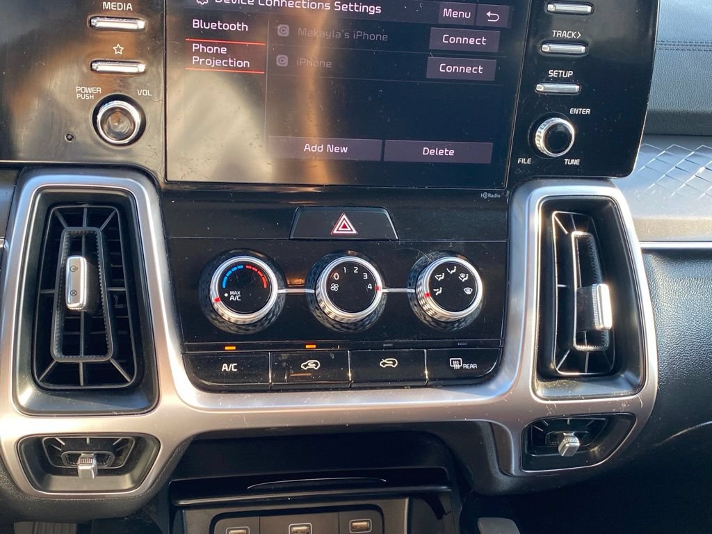 Certified 2023 Kia Sorento LX FWD image 14