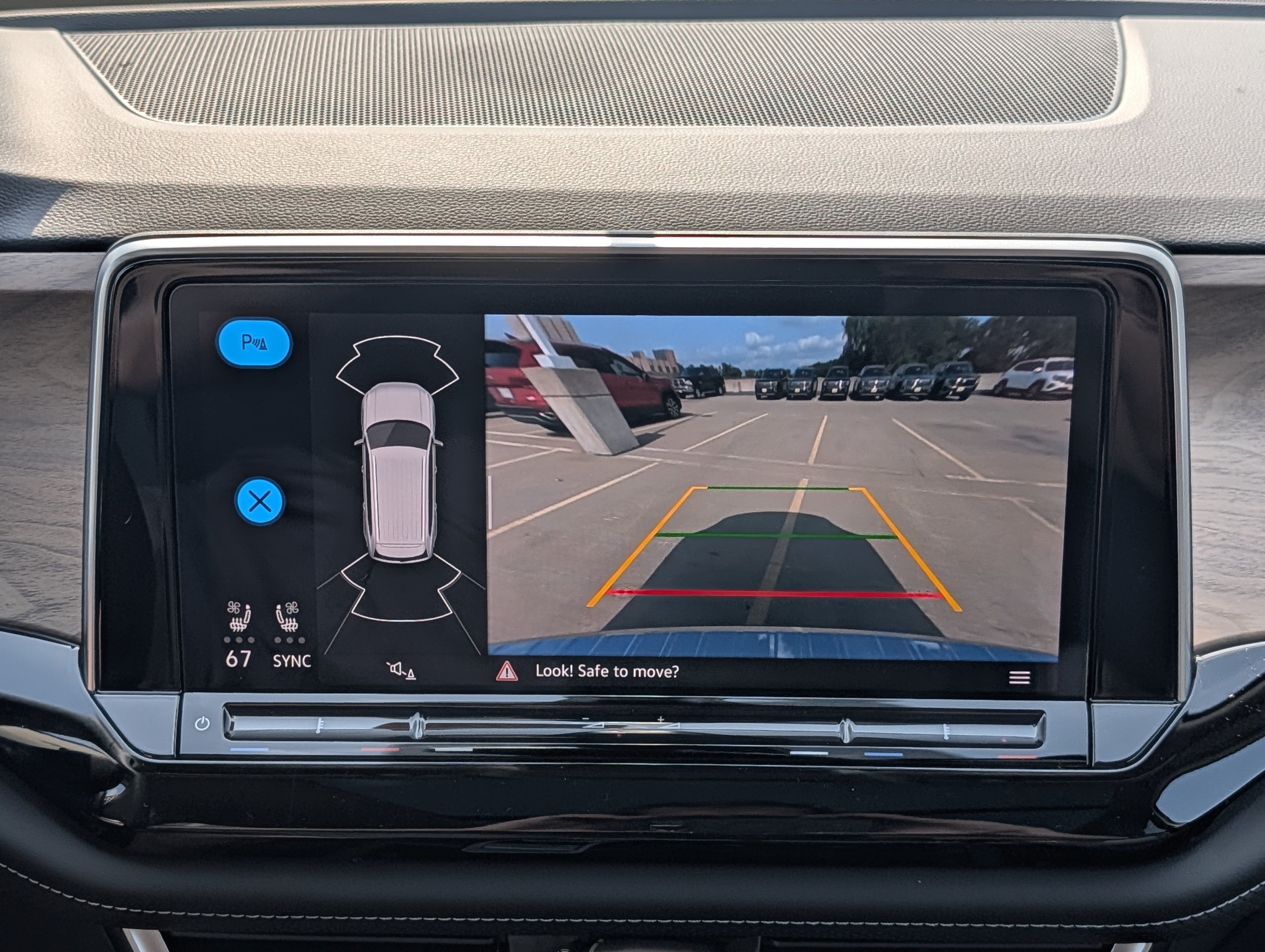 New 2026 Volkswagen Atlas SE FWD image 10