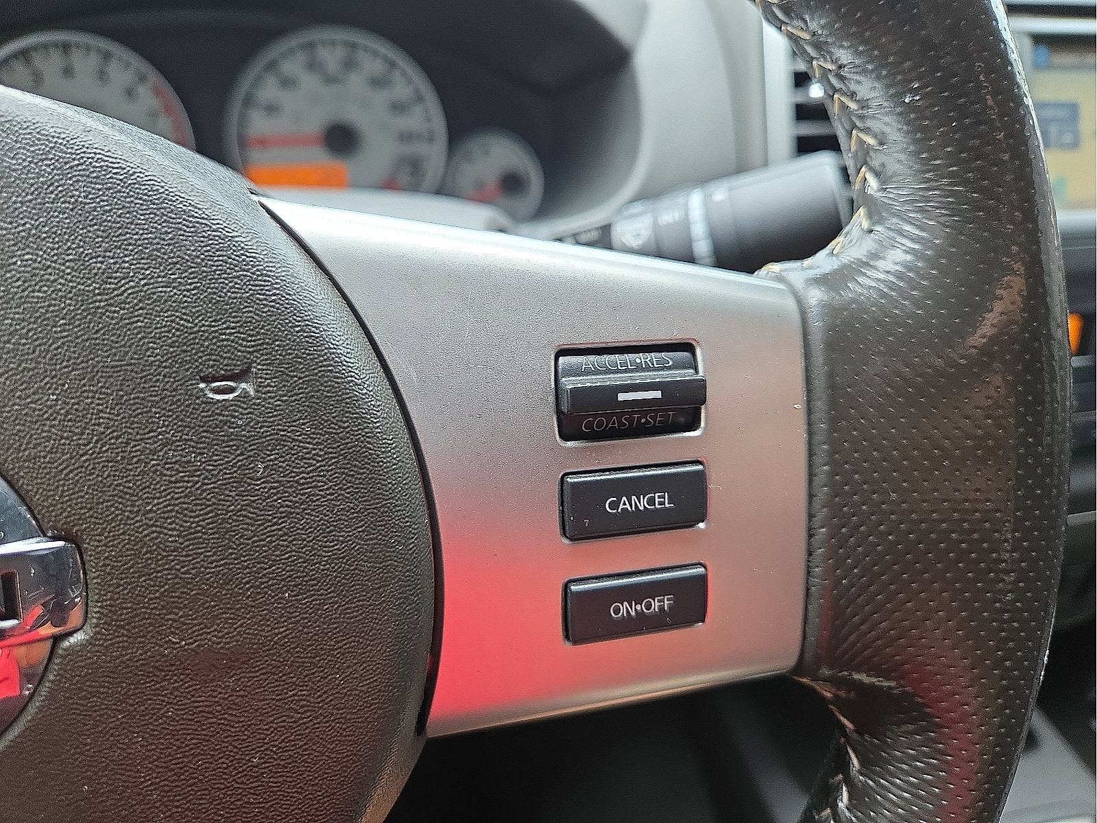 Used 2018 Nissan Frontier PRO-4X AWD/4WD image 17