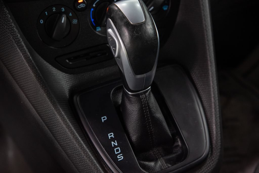 Used 2015 Ford Transit Connect XL FWD image 17