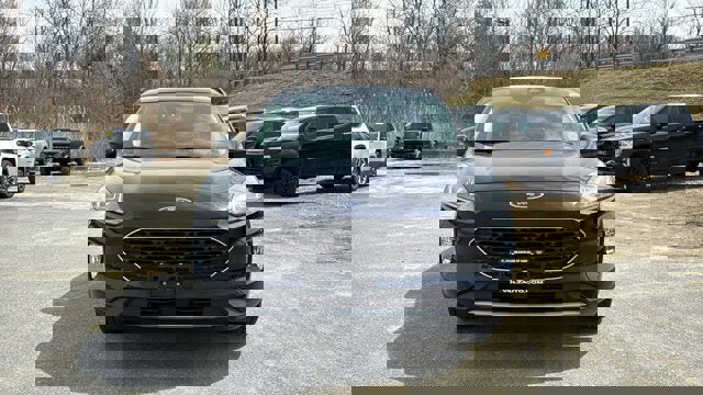 Used 2021 Ford Escape SEL w/ Technology Package image 3